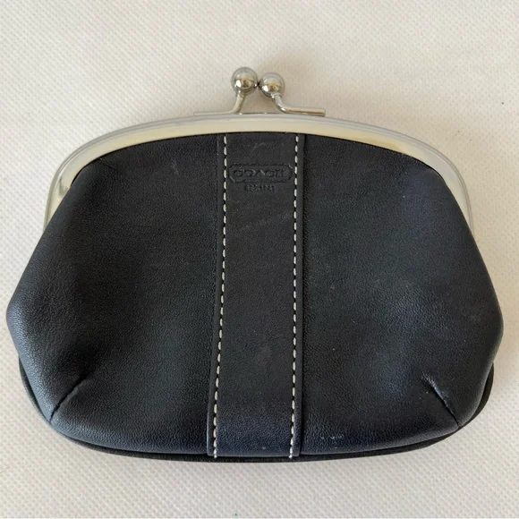 Coach Black Wallet Elegant Leather Accessory - Picture 1 of 12
